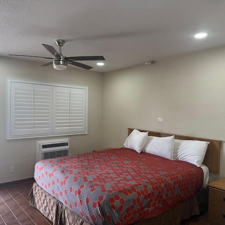 Brawley Townhouse Inn And Suites المظهر الخارجي الصورة