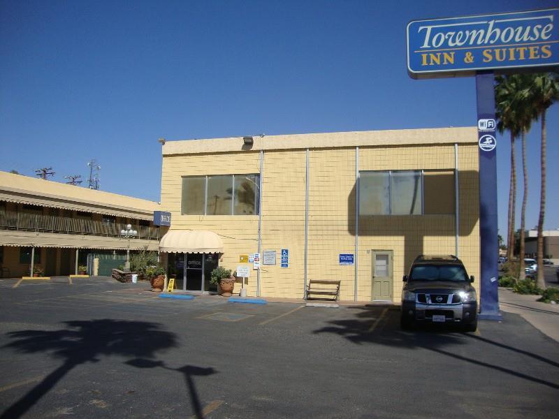 Brawley Townhouse Inn And Suites المظهر الخارجي الصورة