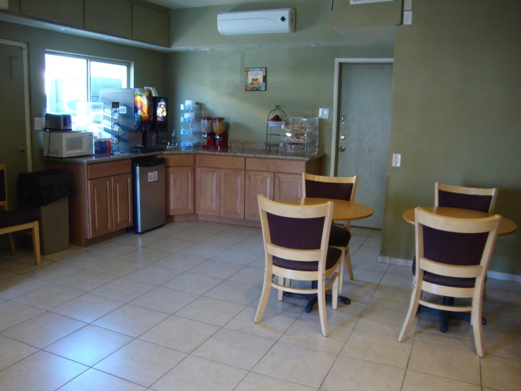Brawley Townhouse Inn And Suites المظهر الخارجي الصورة