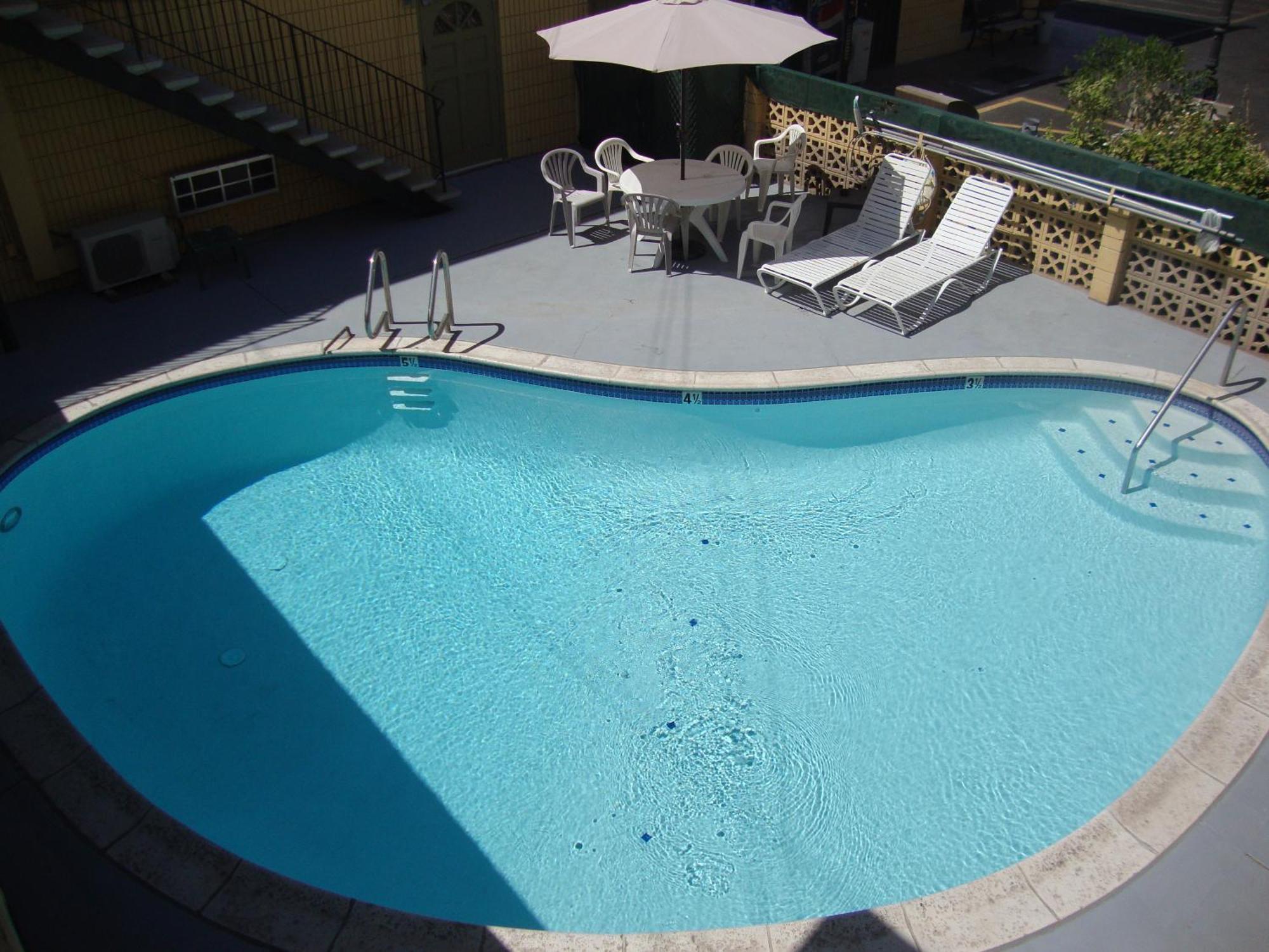 Brawley Townhouse Inn And Suites المظهر الخارجي الصورة