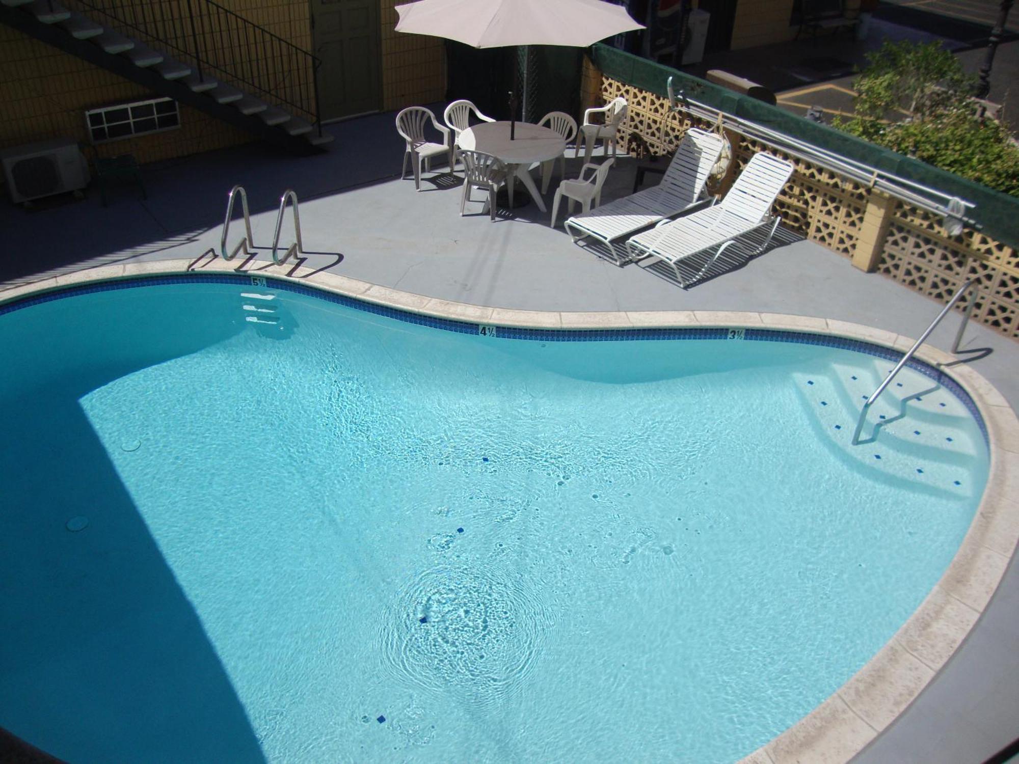 Brawley Townhouse Inn And Suites المظهر الخارجي الصورة