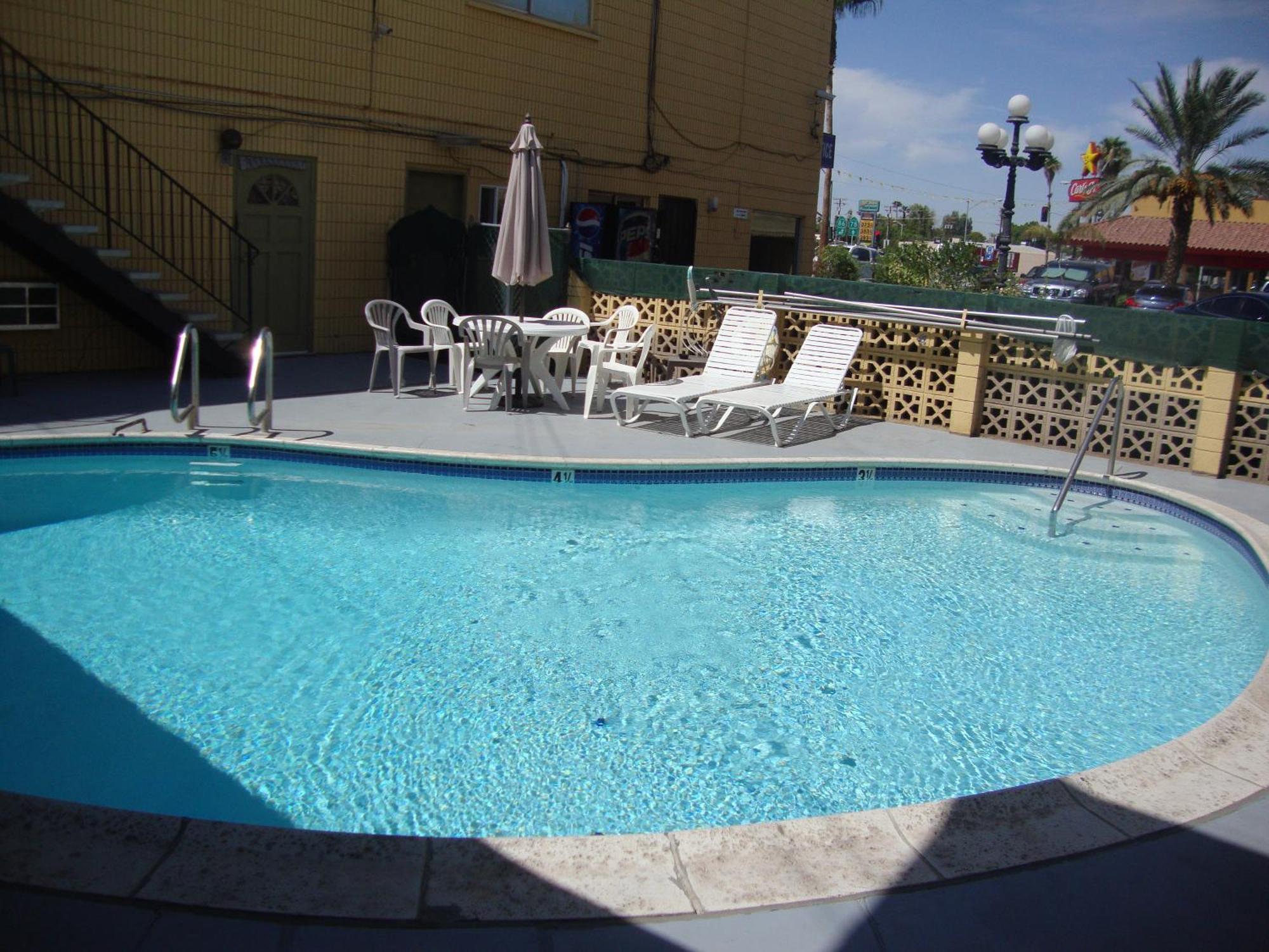 Brawley Townhouse Inn And Suites المظهر الخارجي الصورة