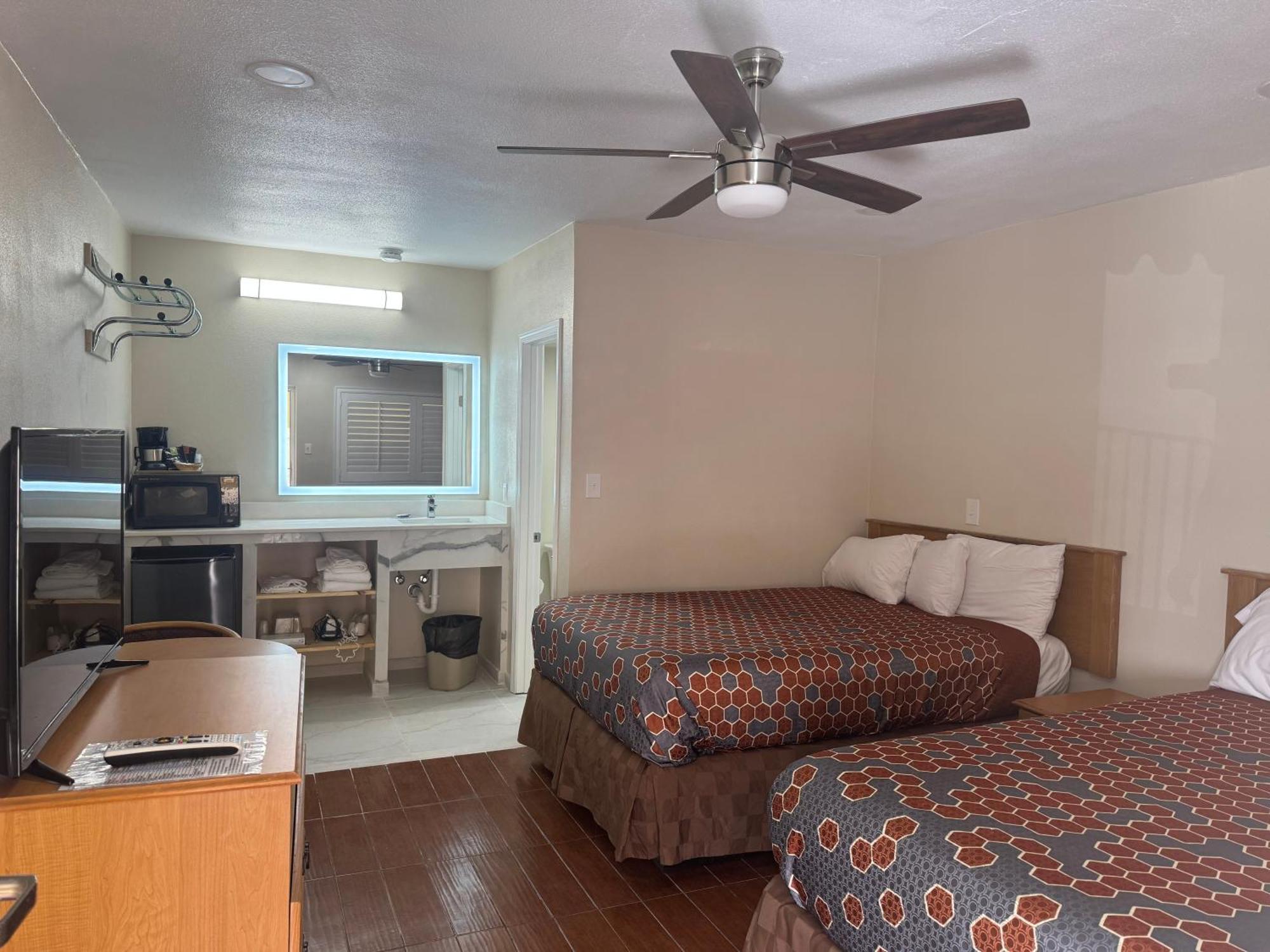 Brawley Townhouse Inn And Suites المظهر الخارجي الصورة