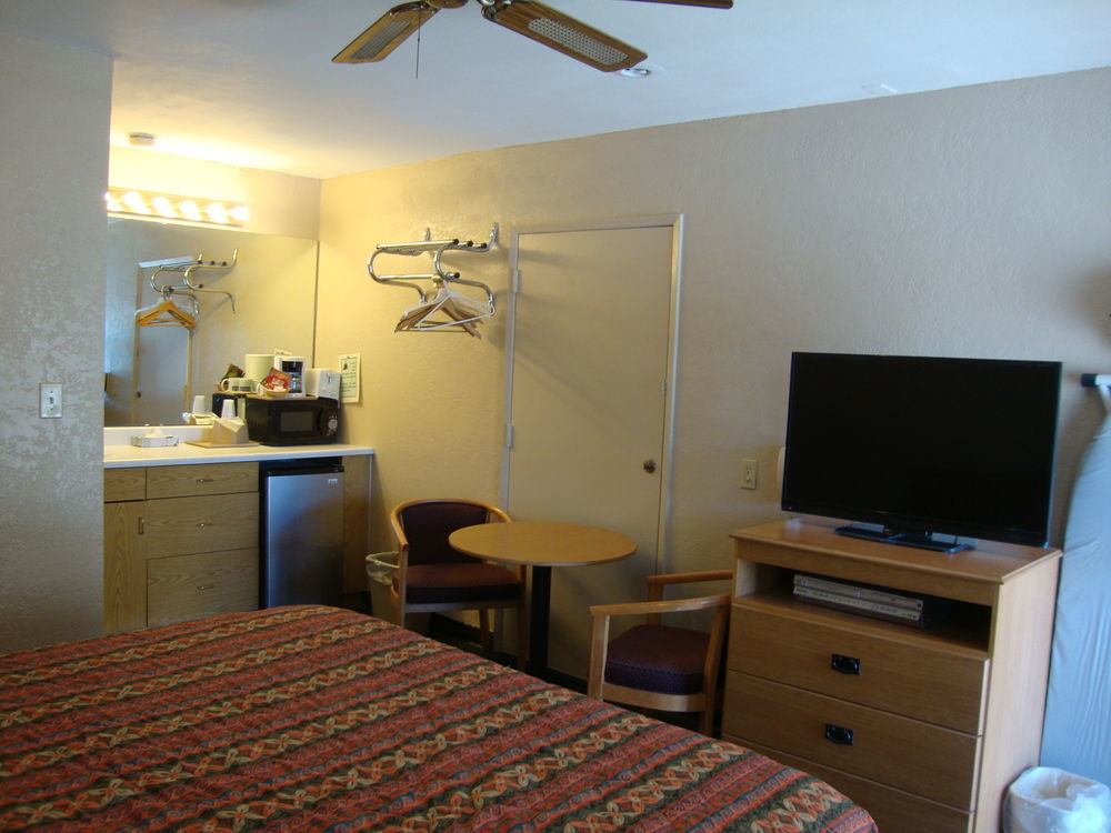 Brawley Townhouse Inn And Suites المظهر الخارجي الصورة