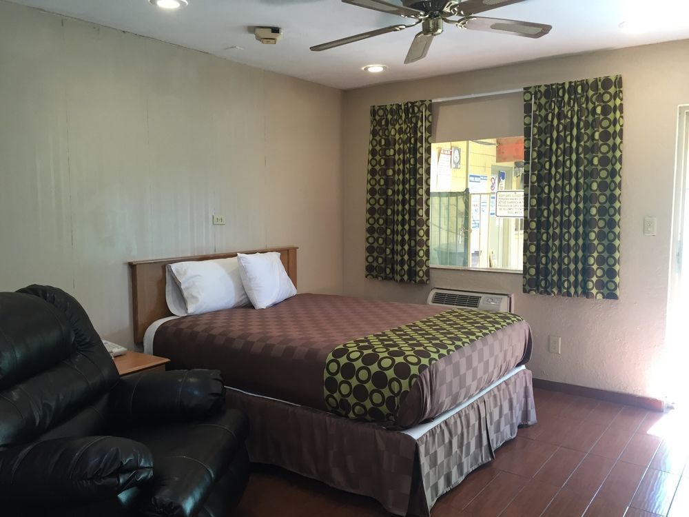 Brawley Townhouse Inn And Suites المظهر الخارجي الصورة