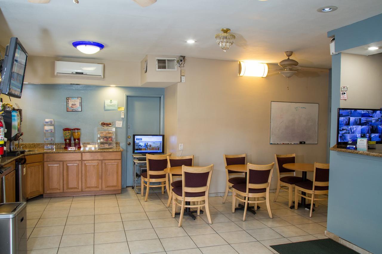 Brawley Townhouse Inn And Suites المظهر الخارجي الصورة